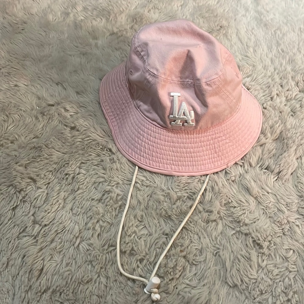 LA New Era bucket hat NWOT
